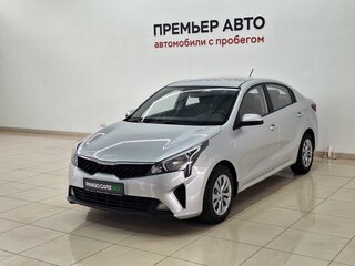 2021 Kia Rio IV Рестайлинг, серебристый, 1555000 рублей, вид 1