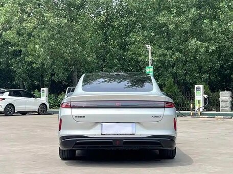 2026 Changan Qiyuan A06 51.48 kWh, серебристый, 2500000 рублей, вид 5