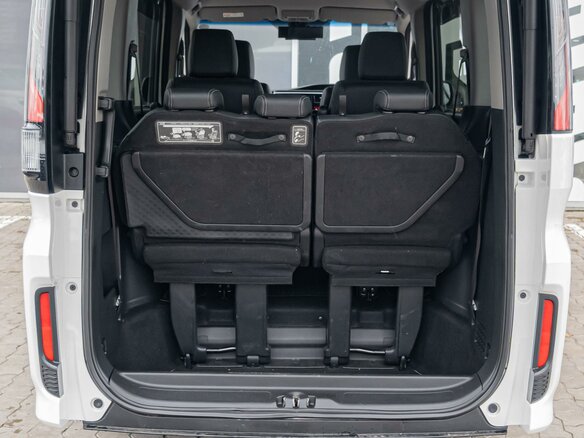 2017 Honda Stepwgn V, белый - вид 22