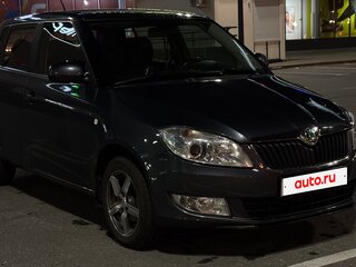 2012 Skoda Fabia II Рестайлинг, серый, 470000 рублей, вид 3