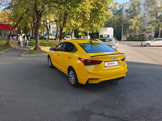 2018 Hyundai Solaris II, жёлтый, 570000 рублей, вид 4