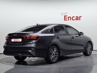 2023 Kia K3 II Рестайлинг, серый, 1710000 рублей, вид 2