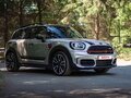 2022 Mini Countryman JCW John Cooper Works II Рестайлинг, серебристый, 4500000 рублей