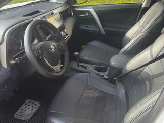 2014 Toyota RAV4 IV (XA40), белый, 1650000 рублей, вид 4