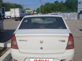 2013 Renault Logan I Рестайлинг, белый, 300000 рублей, вид 5
