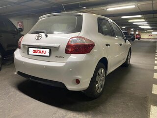 2011 Toyota Auris I Рестайлинг, белый, 920000 рублей, вид 3