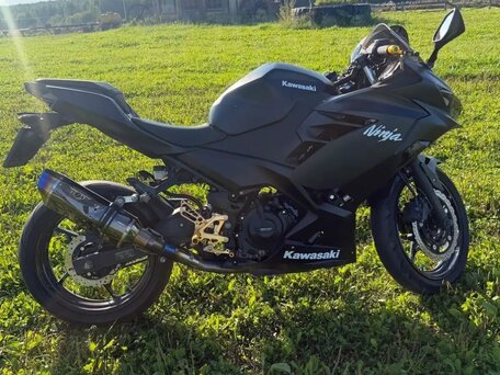 2018 Kawasaki Ninja 400, чёрный, 600000 рублей, вид 4