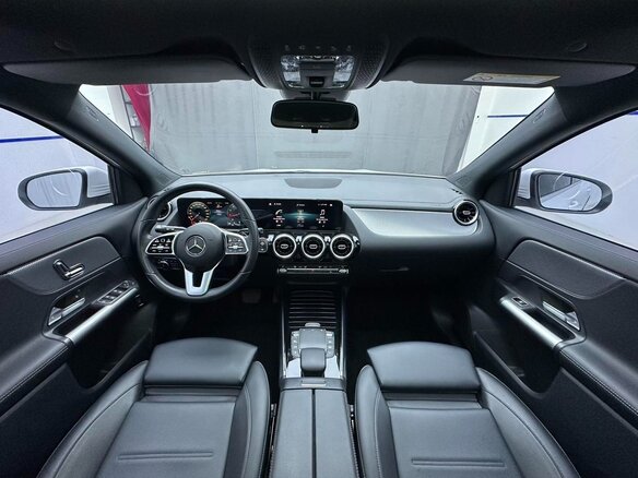 2022 Mercedes-Benz GLA 180 II (H247), белый, 2419000 рублей - вид 7