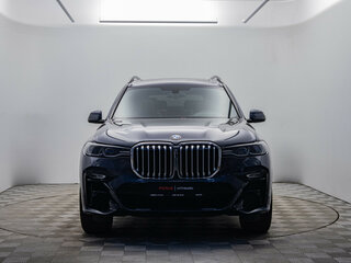 2020 BMW X7 30d I (G07), серый, 6068700 рублей, вид 2