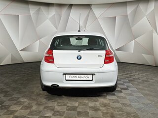 2010 BMW 1 серии 116i I (E81/E82/E87/E88) Рестайлинг, белый, 599000 рублей, вид 4