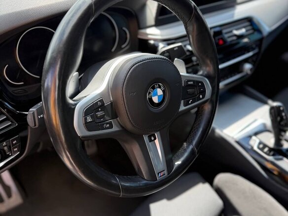 2018 BMW 5 серии 520d xDrive VII (G30/G31/G38), серый - вид 8