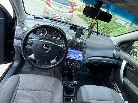2011 Chevrolet Aveo I Рестайлинг, чёрный, 220000 рублей - вид 6