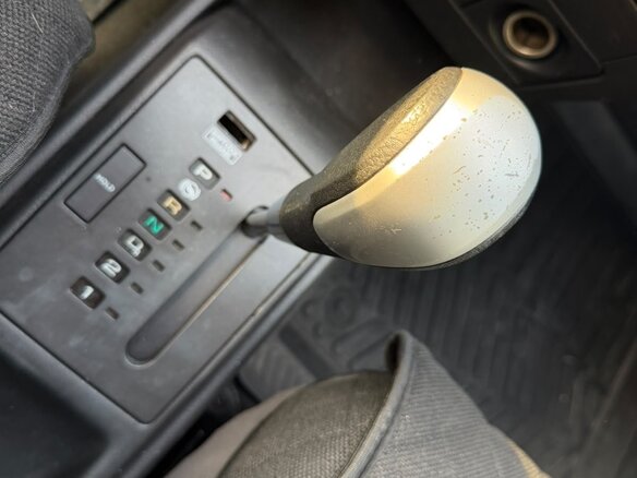 2010 Chevrolet Aveo I Рестайлинг, белый, 460000 рублей - вид 11