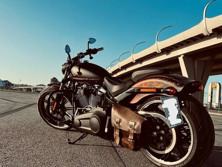 2020 Harley-Davidson Breakout, зелёный, 2000000 рублей, вид 1