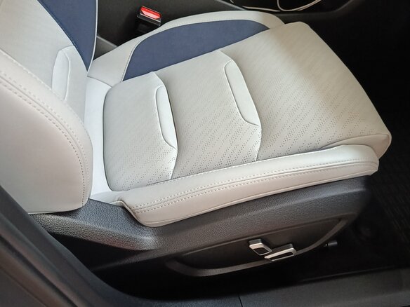 2021 Geely Preface I (China Market), серый, 2300000 рублей - вид 8