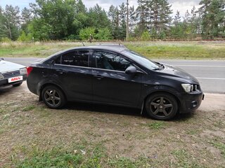 2014 Chevrolet Aveo II, чёрный, 650000 рублей, вид 2