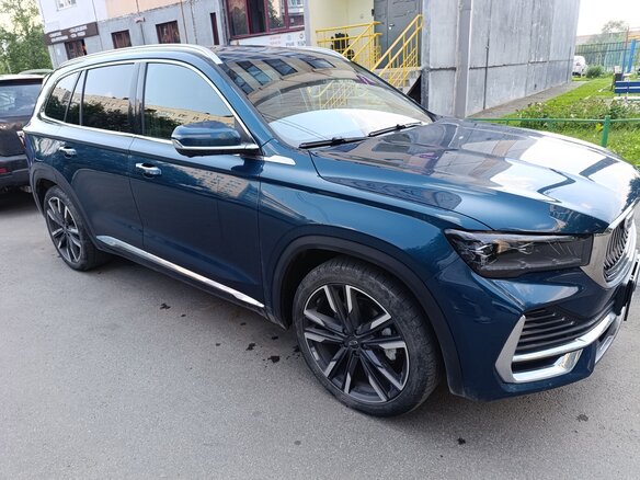 2021 Geely Monjaro (Xingyue L) I, синий, 3000000 рублей - вид 9