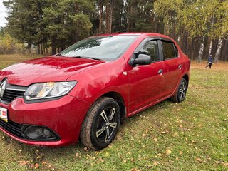 2014 Renault Logan II, красный, 800000 рублей, вид 2