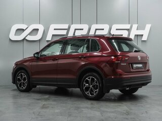 2020 Volkswagen Tiguan II, красный, 3139000 рублей, вид 2