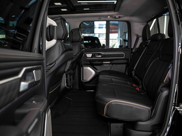 2026 Ram 1500 Crew Cab V Рестайлинг, чёрный, 10490000 рублей - вид 18
