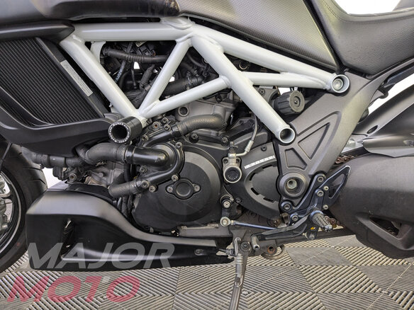 2014 Ducati Diavel Carbon, чёрный, 999000 рублей - вид 8