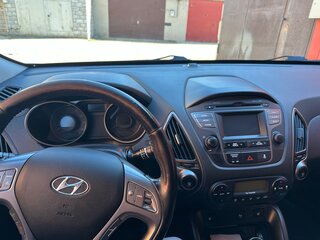 2015 Hyundai ix35 I Рестайлинг, серый, 1350000 рублей, вид 3