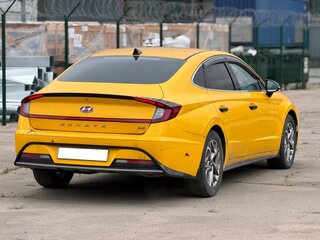 2021 Hyundai Sonata VIII (DN8), жёлтый, 1850000 рублей, вид 4