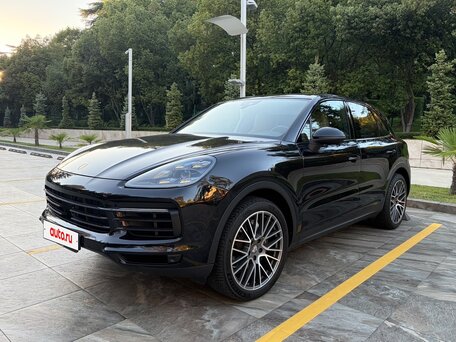 2019 Porsche Cayenne III, чёрный, 5500000 рублей, вид 2