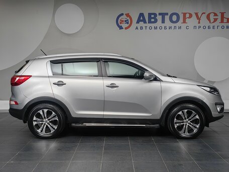 2013 Kia Sportage III, серебристый, 899000 рублей, вид 4
