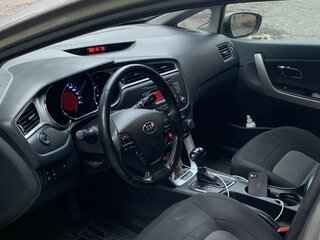 2016 Kia Ceed II Рестайлинг, серебристый, 1300000 рублей, вид 5