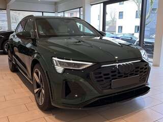 2023 Audi SQ8 e-tron, зелёный, 24900000 рублей, вид 4