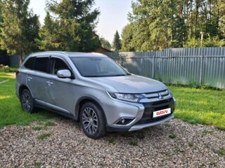 2015 Mitsubishi Outlander III Рестайлинг 2, серебристый, 1735000 рублей, вид 2