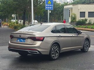 2022 Volkswagen Sagitar III Рестайлинг, золотистый, 1530000 рублей, вид 4