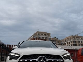 2020 Mercedes-Benz GLA 200 II (H247), белый, 3600000 рублей, вид 2