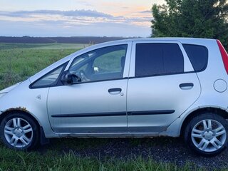 2005 Mitsubishi Colt VI (Z20/Z30), серебристый, 239000 рублей, вид 3