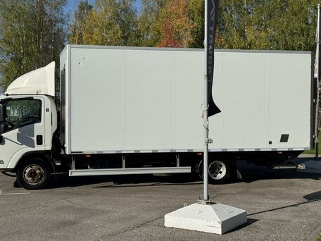 2020 Isuzu Elf (N-series), белый, 2150000 рублей, вид 4