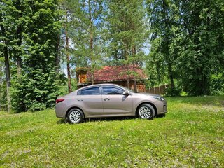 2017 Kia Rio IV, коричневый, 1450000 рублей, вид 4