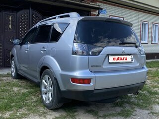 2010 Mitsubishi Outlander II Рестайлинг, серый, 1090000 рублей, вид 4