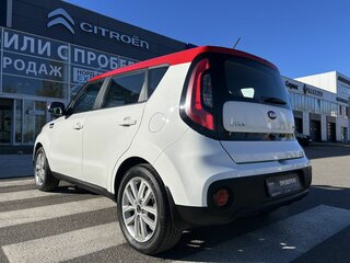 2017 Kia Soul II Рестайлинг, серый, 1550000 рублей, вид 5