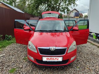 2010 Skoda Fabia II Рестайлинг, красный, 400000 рублей, вид 1