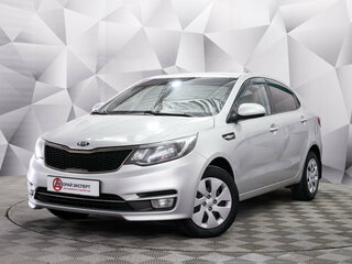 2016 Kia Rio III Рестайлинг, серебристый, 863000 рублей, вид 1