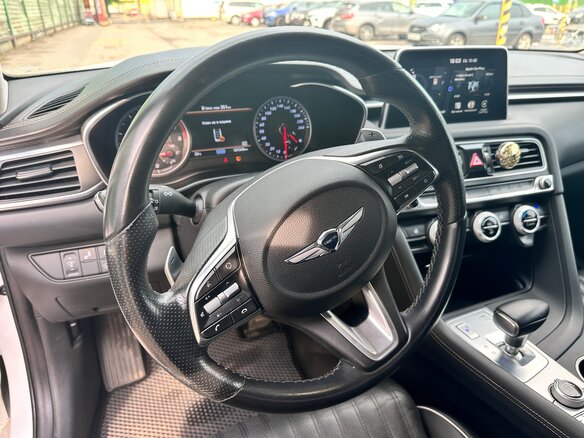 2019 Genesis G70 I, белый, 2200000 рублей - вид 9