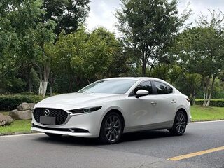 2023 Mazda 3 M Hybrid IV (BP), белый, 1490123 рублей, вид 1