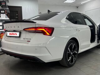 2021 Skoda Octavia IV (A8), белый, 2449000 рублей, вид 5