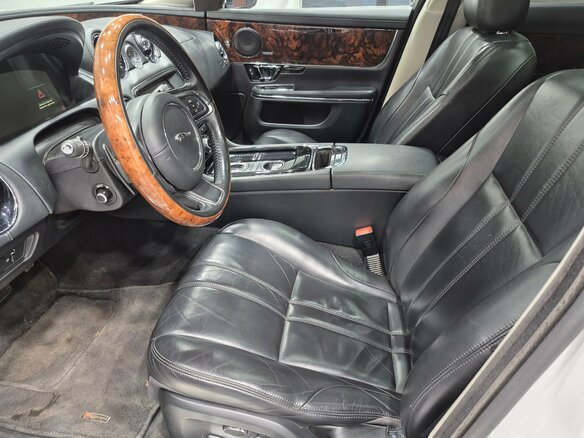 2015 Jaguar XJ IV (X351) Рестайлинг, белый, 1470000 рублей - вид 12