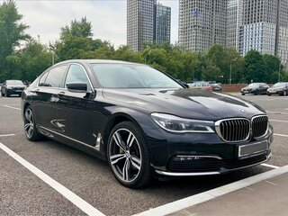 2017 BMW 7 серии 730d xDrive VI (G11/G12), чёрный, 3500000 рублей, вид 2