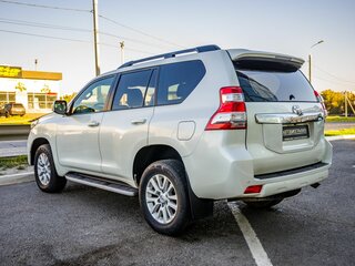 2015 Toyota Land Cruiser Prado 150 Series Рестайлинг 1, белый, 3648000 рублей, вид 5