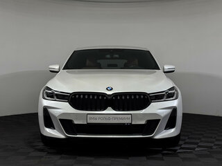 2020 BMW 6 серии Gran Turismo 620d xDrive IV (G32) Рестайлинг, белый, 4329000 рублей, вид 3