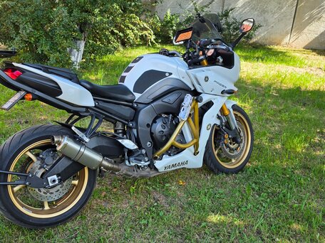 2012 Yamaha FZ8, белый, 600000 рублей, вид 3