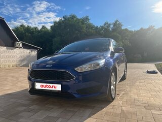2017 Ford Focus III Рестайлинг, синий, 900000 рублей, вид 1